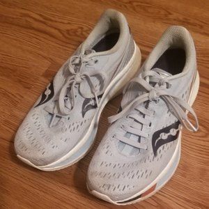 Saucony Endorphin Speed 2